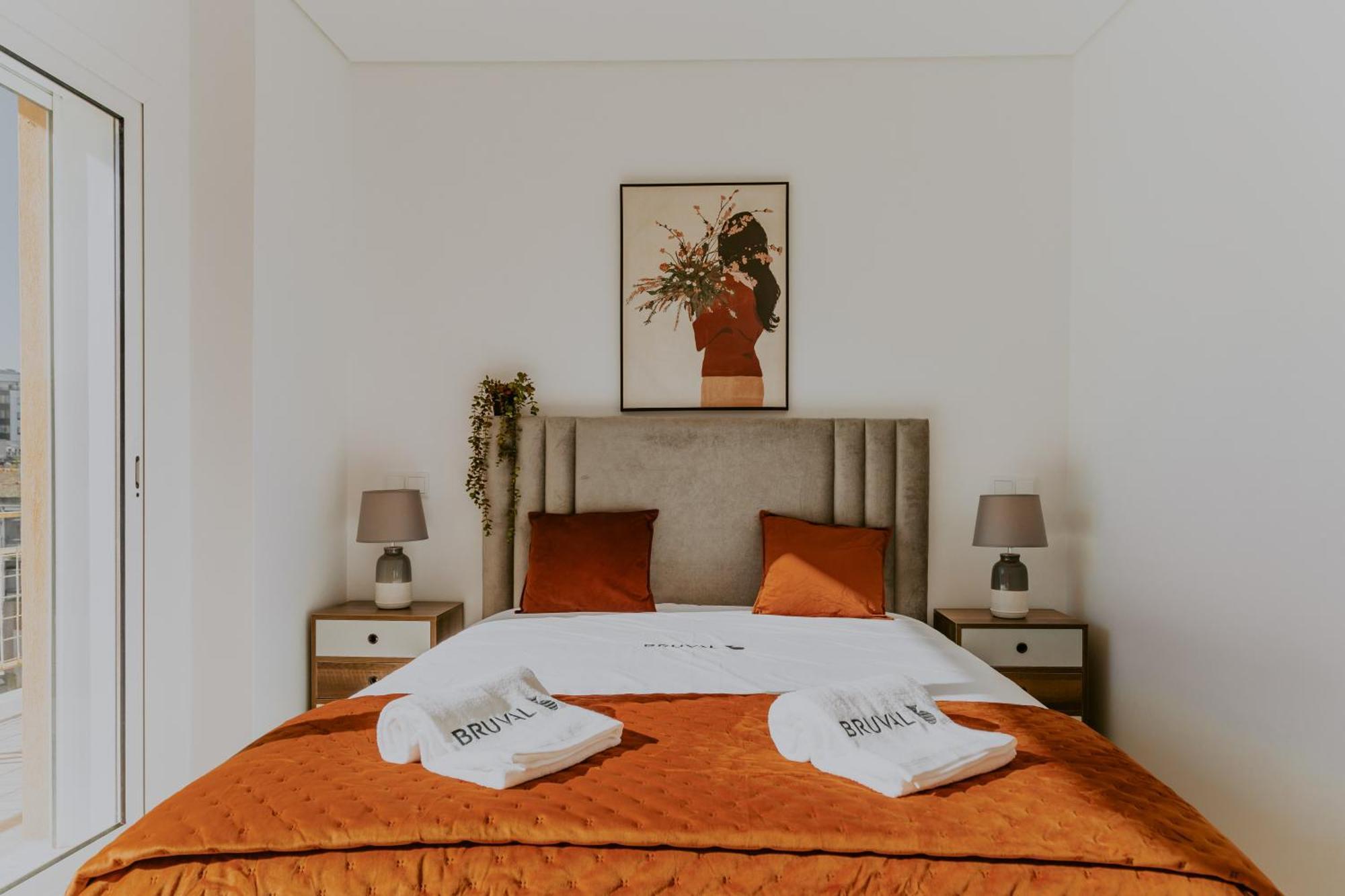 Bruval Premium Apartments - Gaia Вила-Нова-ди-Гая Экстерьер фото