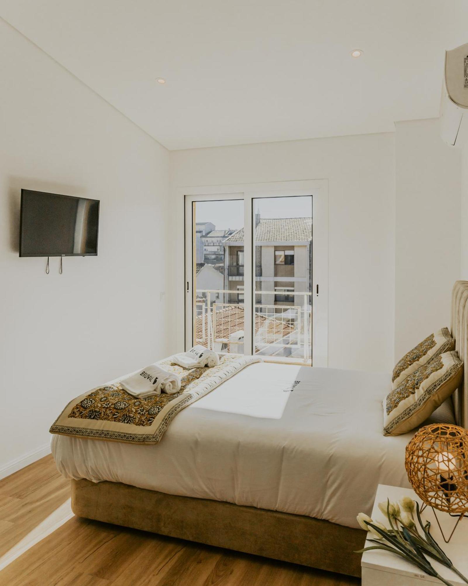 Bruval Premium Apartments - Gaia Вила-Нова-ди-Гая Экстерьер фото