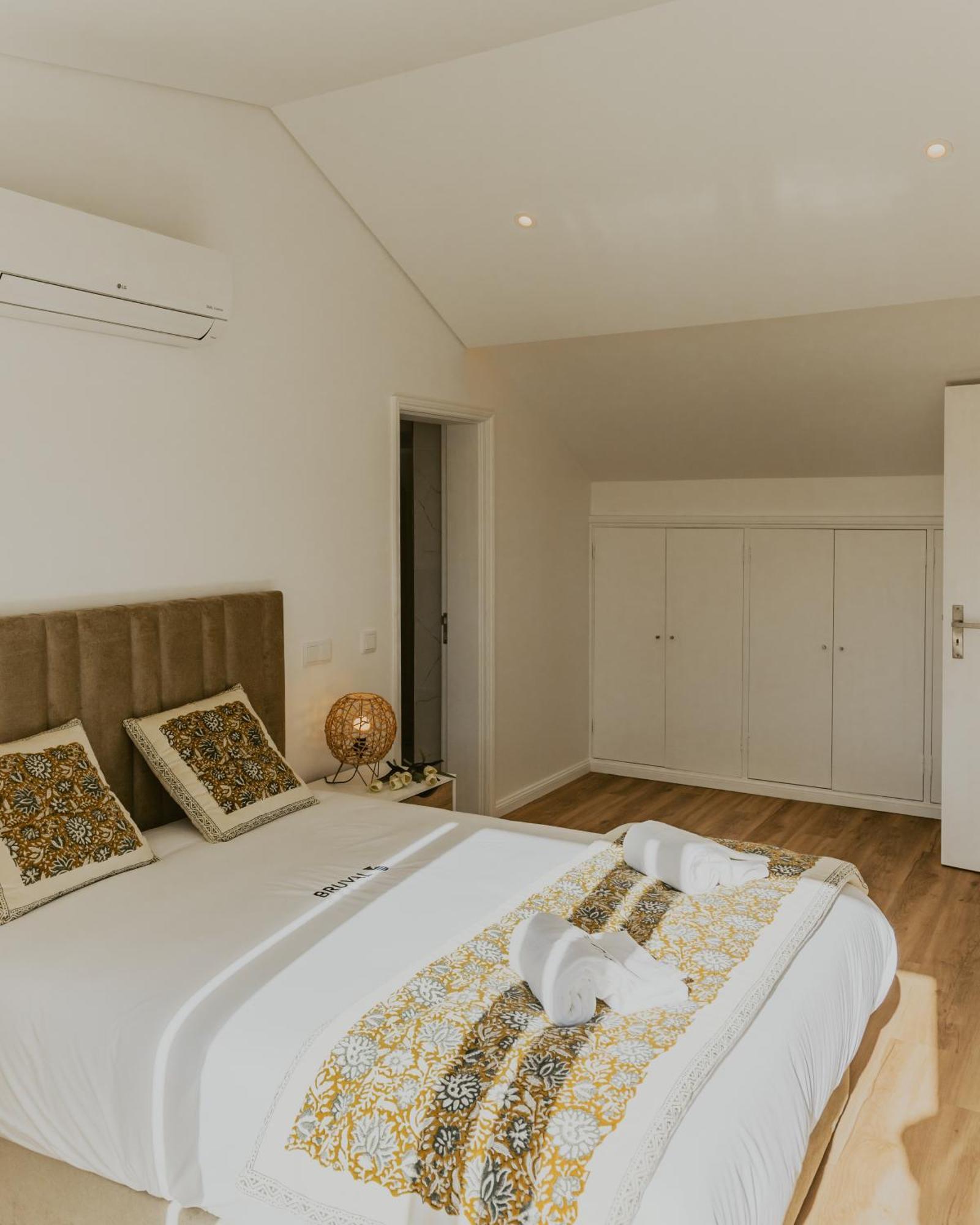 Bruval Premium Apartments - Gaia Вила-Нова-ди-Гая Экстерьер фото